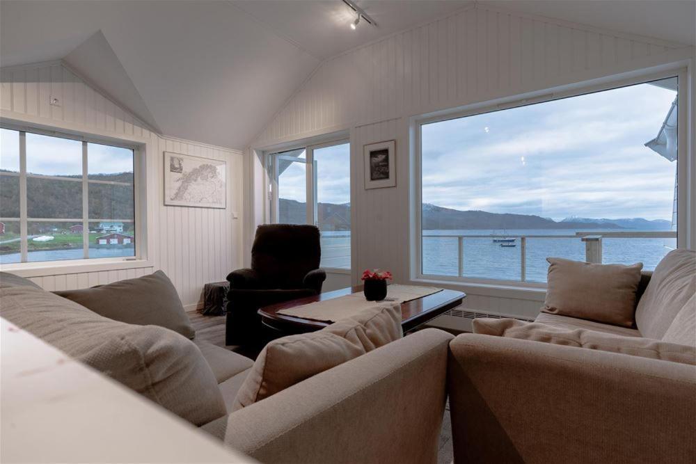 Camp Aurora Villa Karlsøy Esterno foto